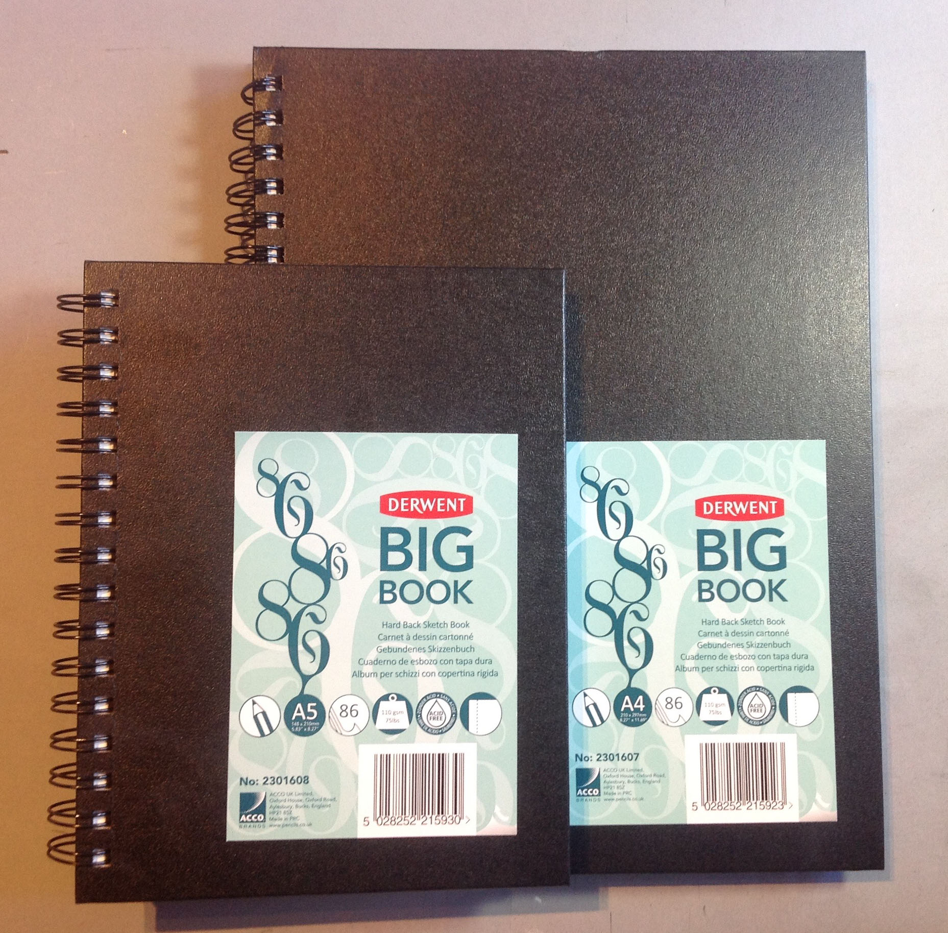 Derwent The Big Book Hardback Sketch Book - Derwent A4